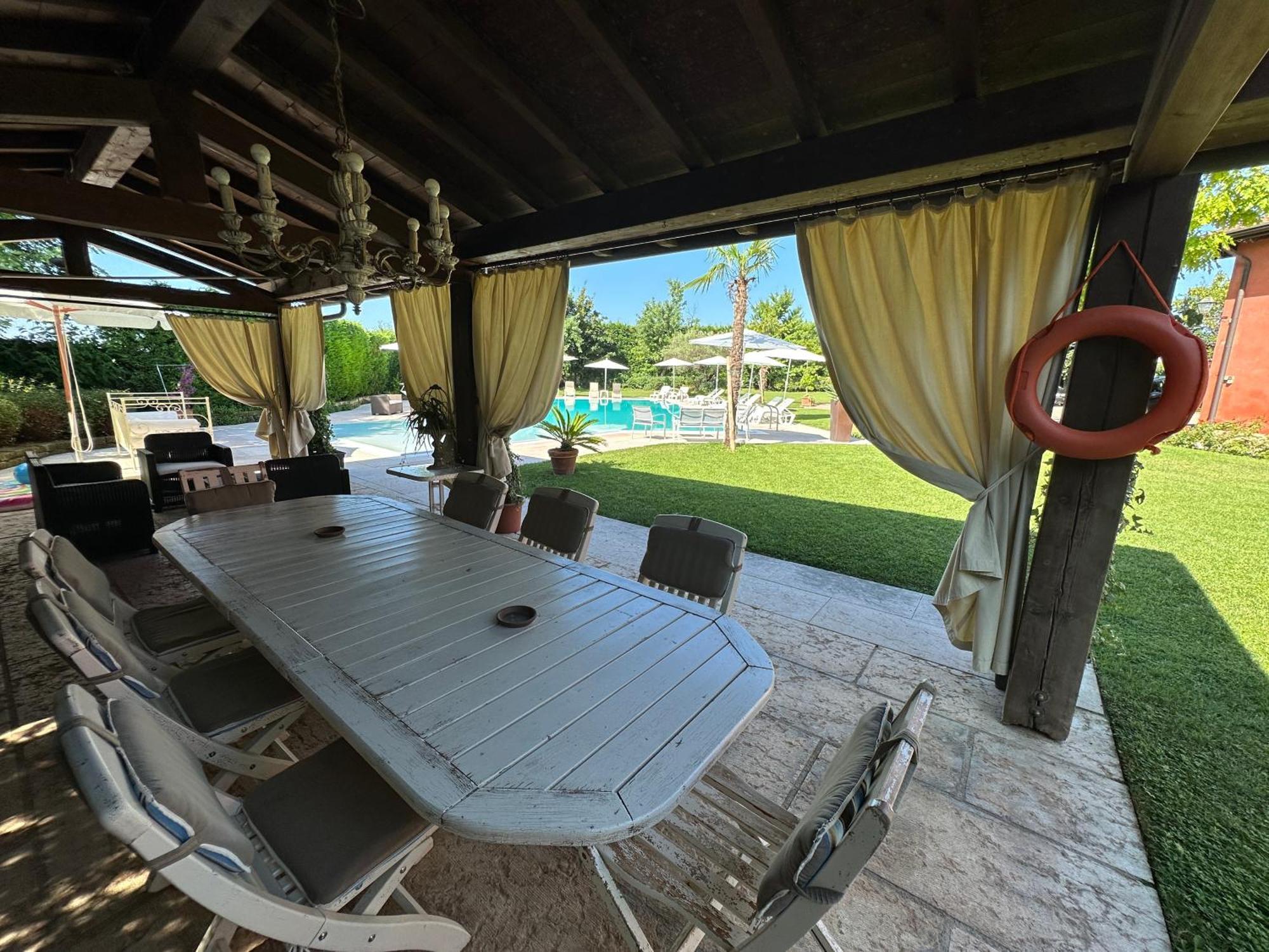 Relais Corte Bercelli Valeggio sul Mincio Esterno foto
