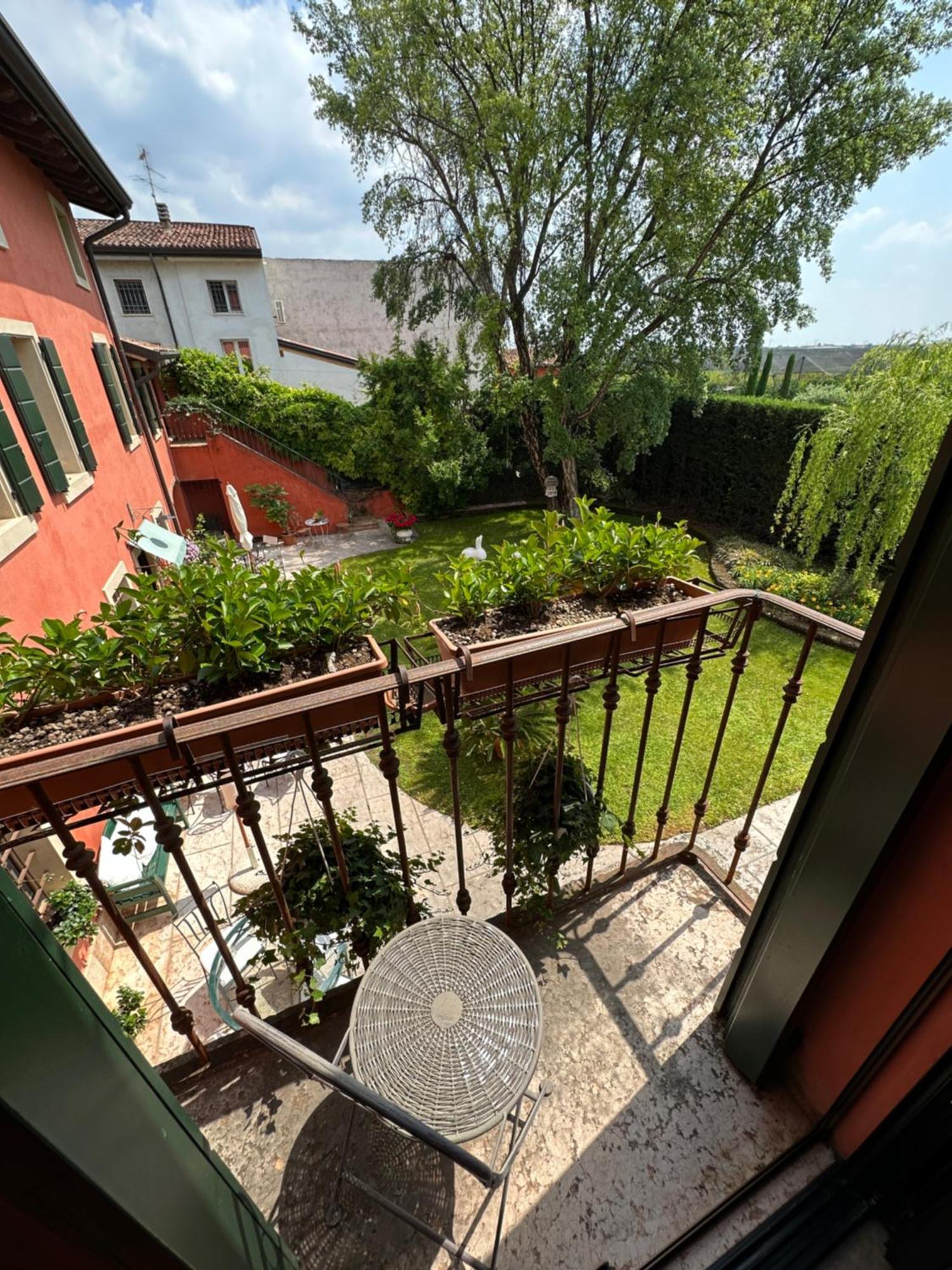Relais Corte Bercelli Valeggio sul Mincio Esterno foto