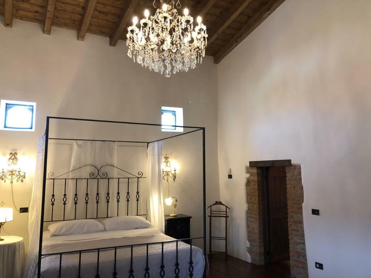 Relais Corte Bercelli Valeggio sul Mincio Esterno foto