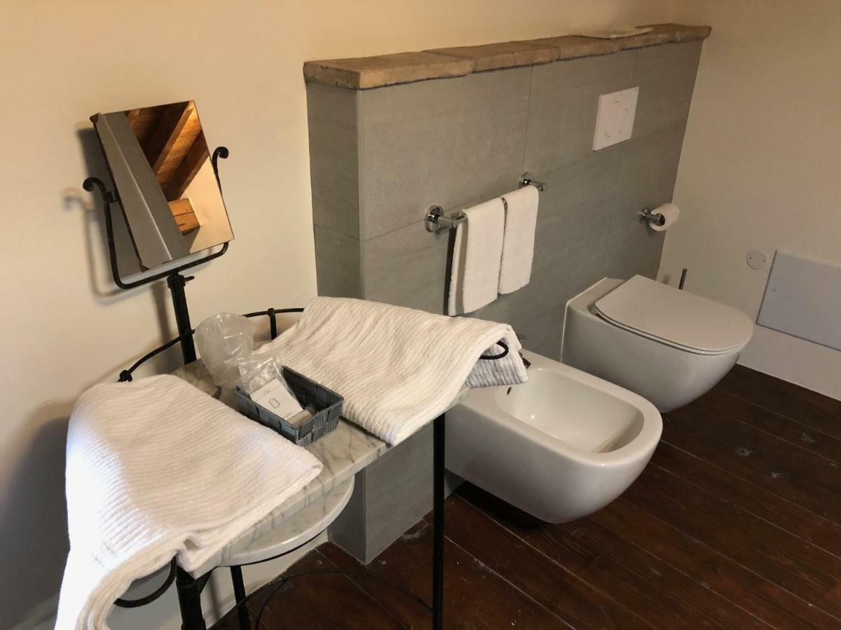 Relais Corte Bercelli Valeggio sul Mincio Esterno foto