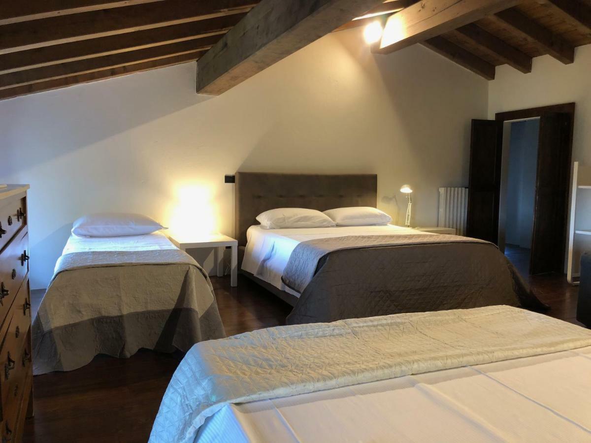 Relais Corte Bercelli Valeggio sul Mincio Esterno foto
